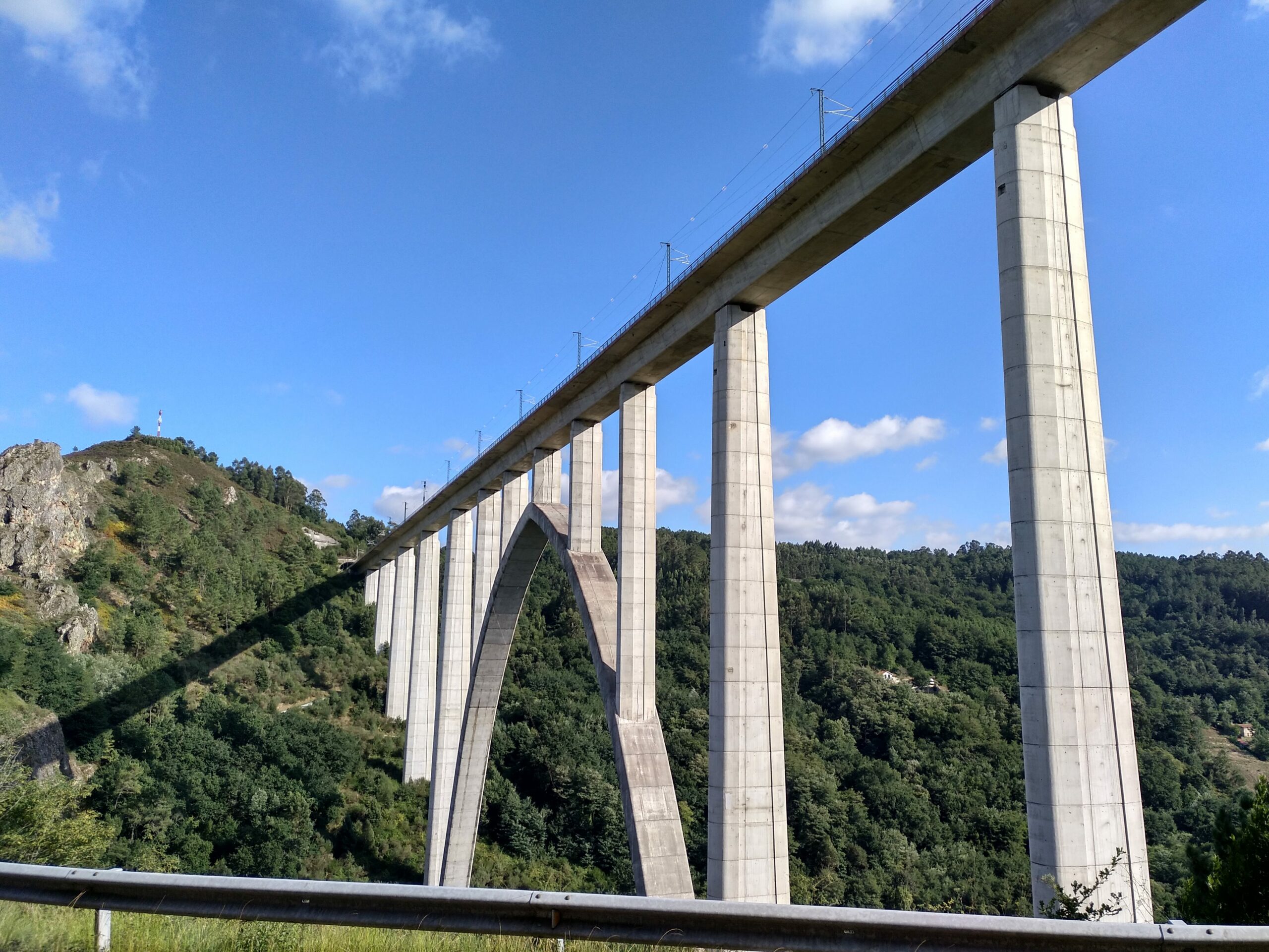 Viaducto sobre el río Ulla